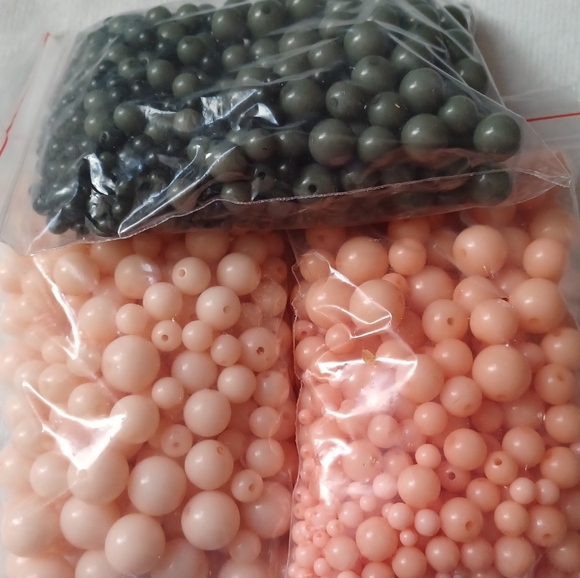 Perle - Picture 2 of 2